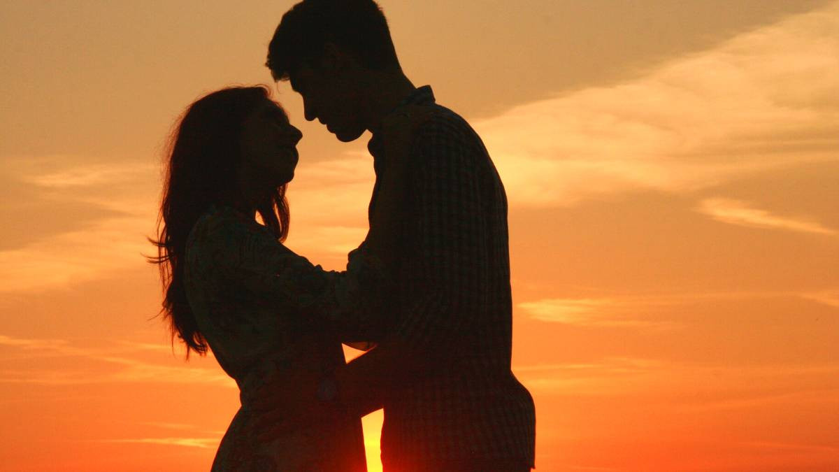 Things That Attract a Man to a Woman