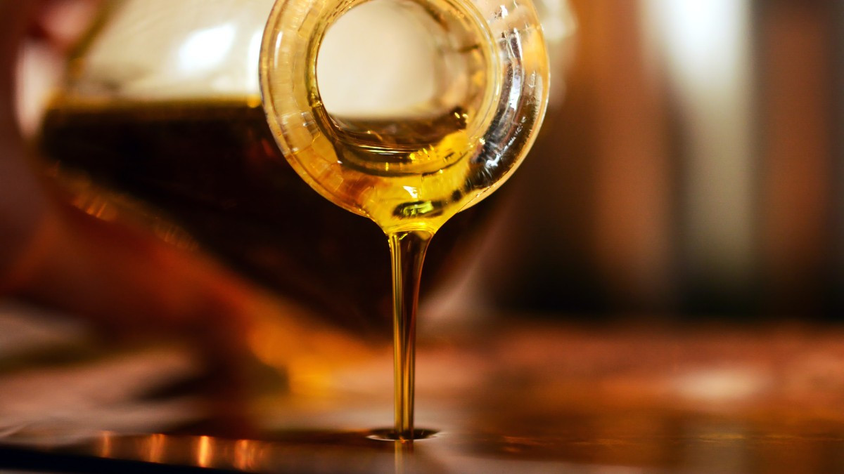 can oil increase size and improve erection